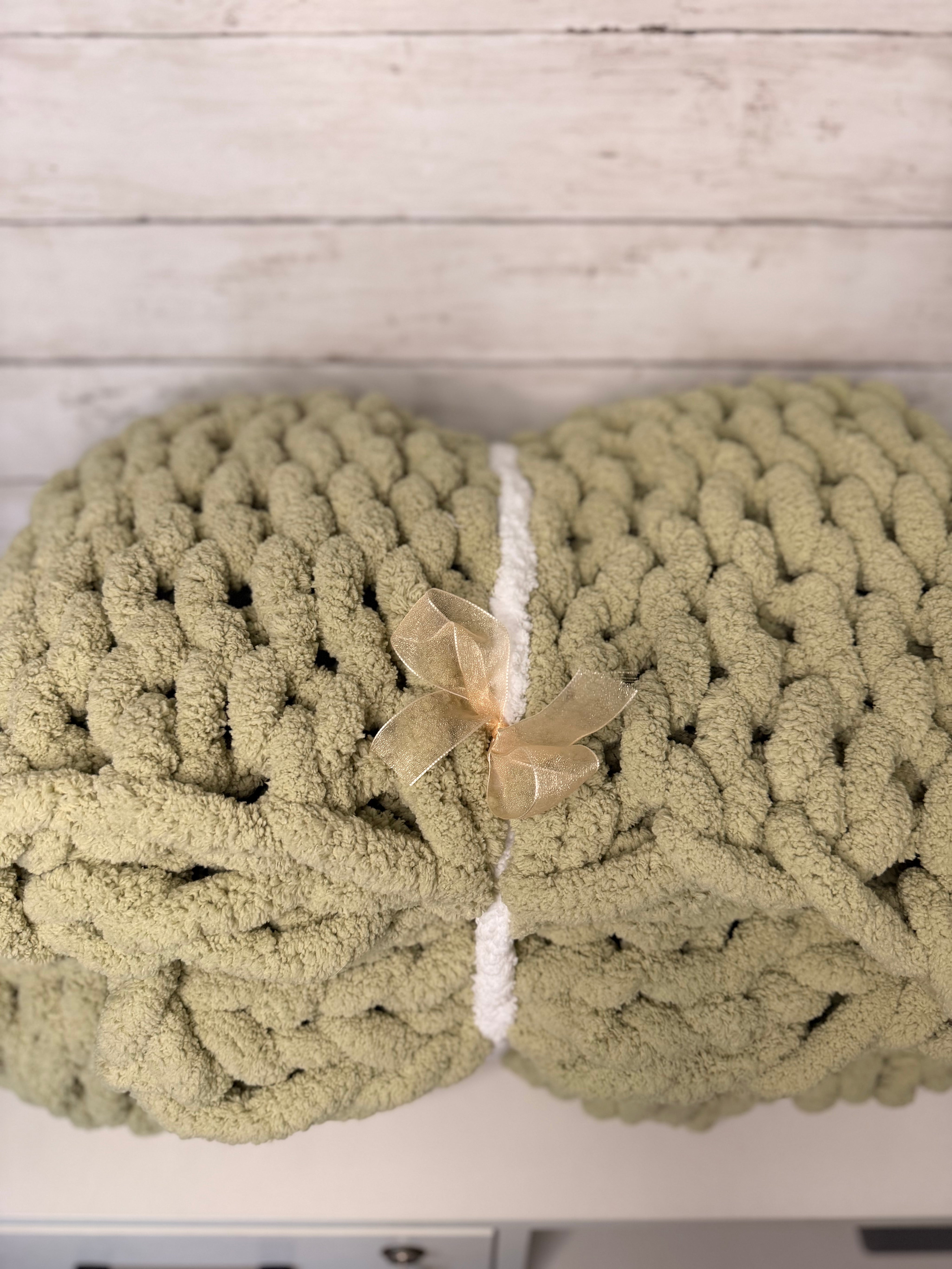 Sage Chunky Knit Blanket