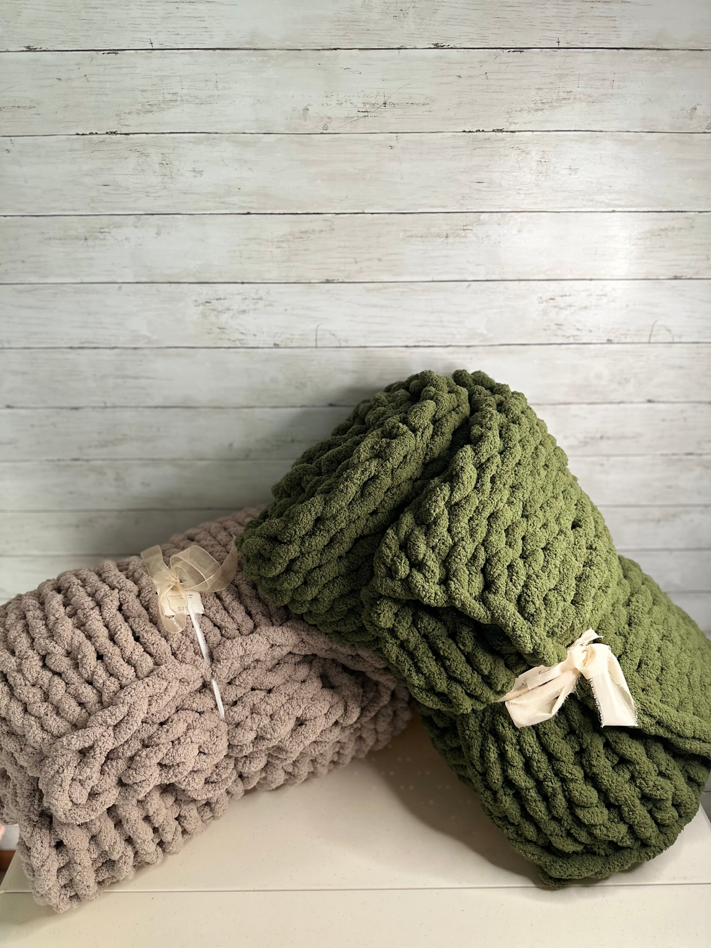 Mauve Chunky Knit Blanket