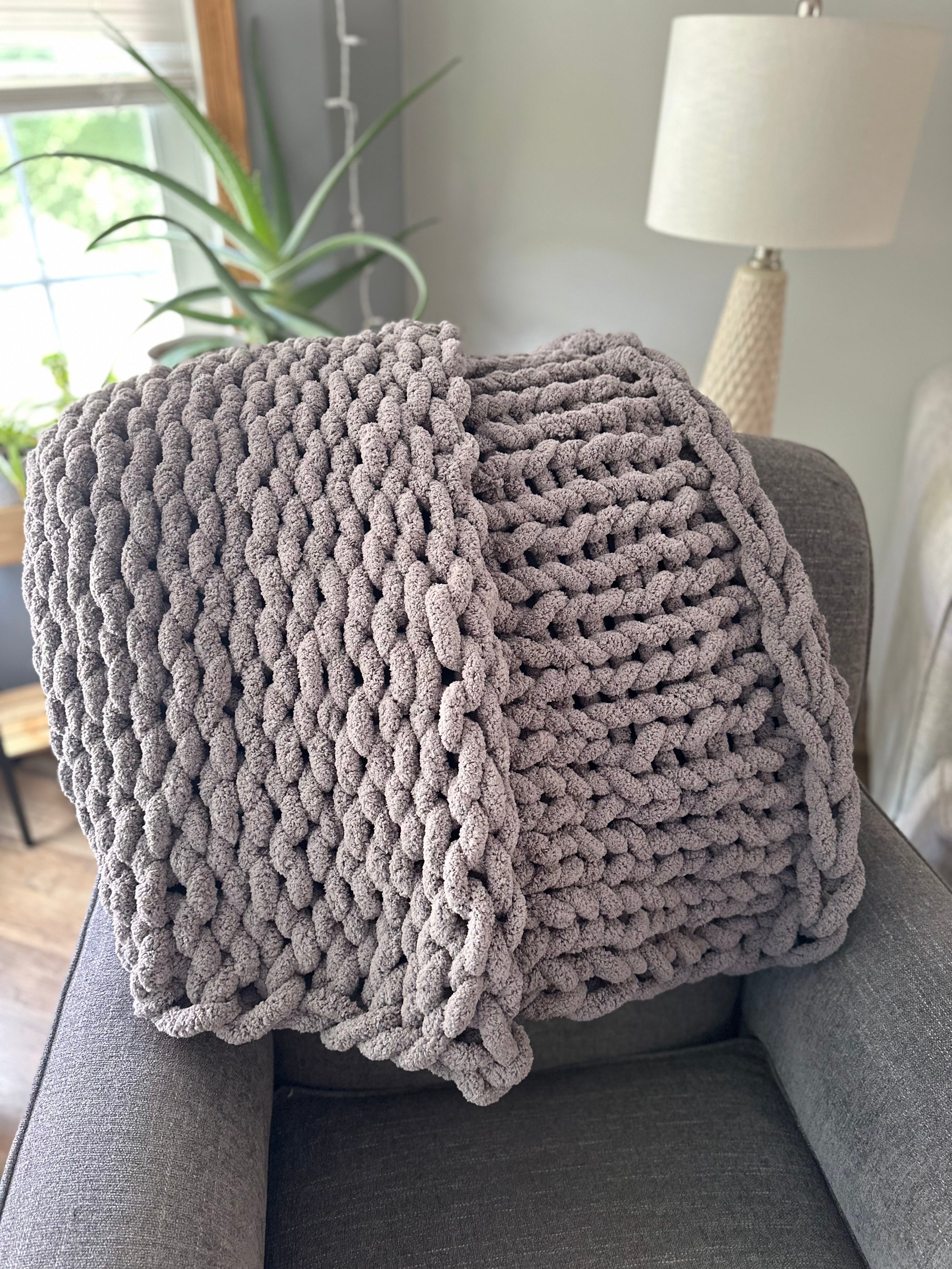 Dark Grey Chunky Knit Blanket