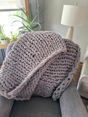 Dark Grey Chunky Knit Blanket