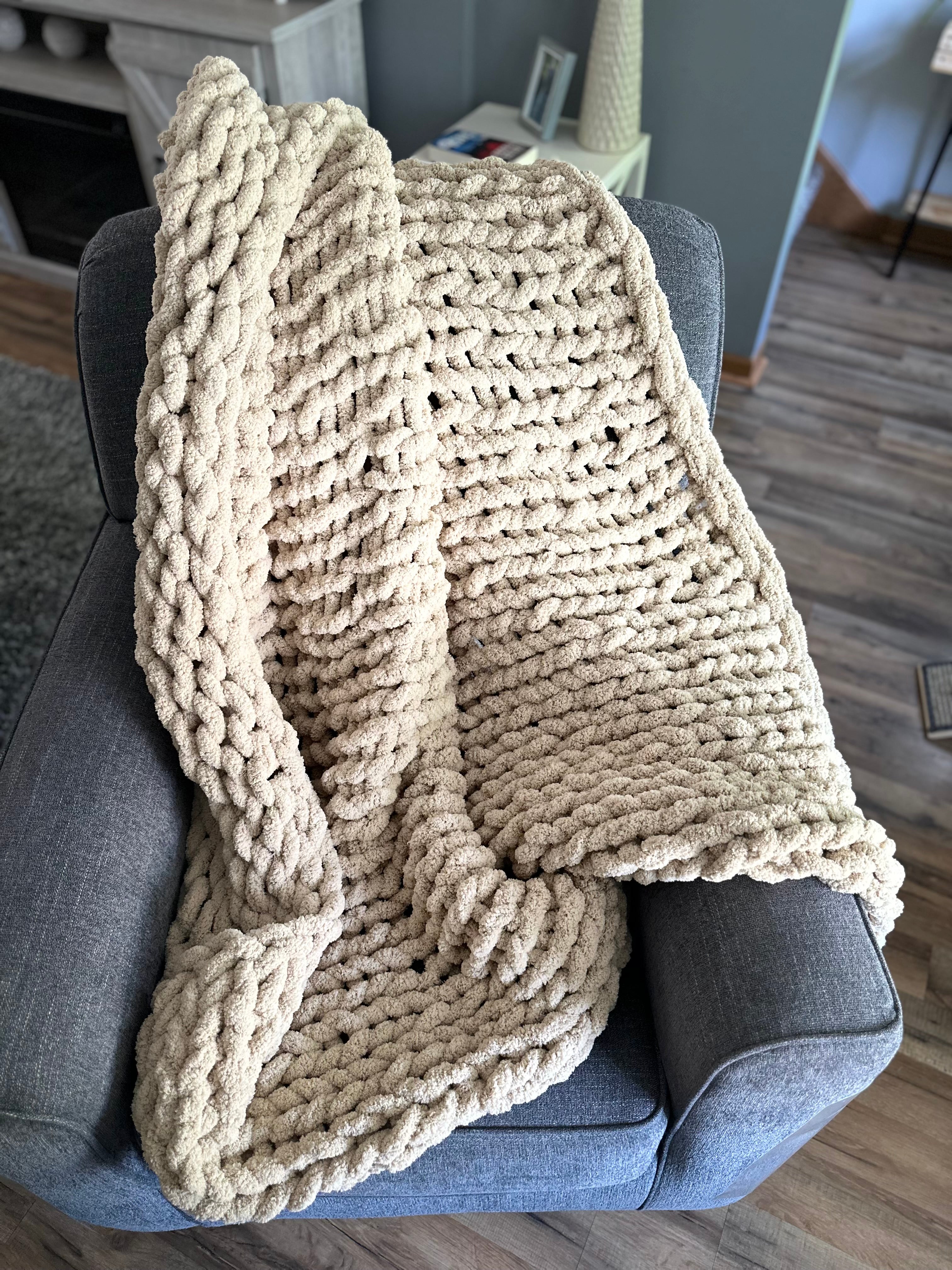 Taupe Chunky Knit Blanket
