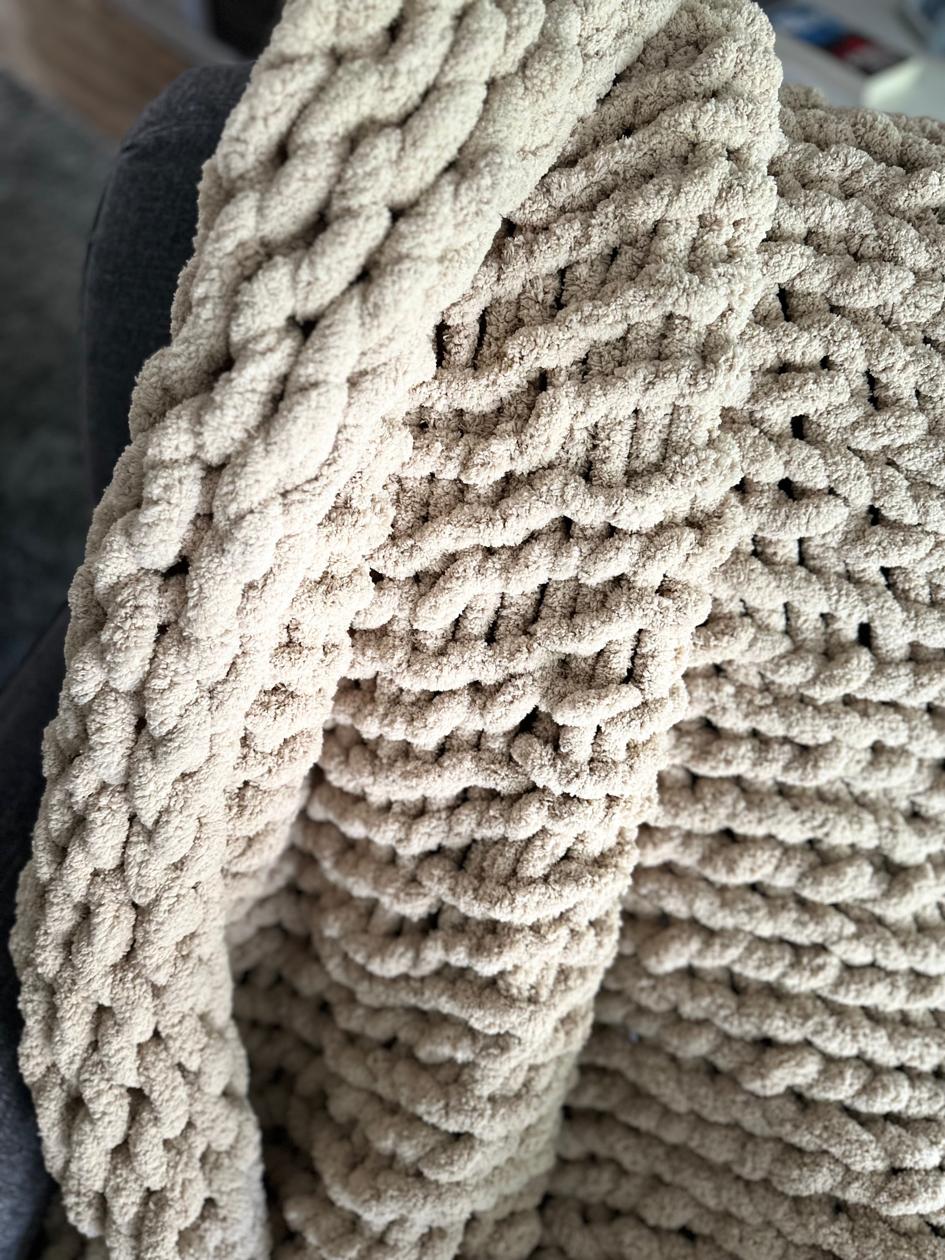 Taupe Chunky Knit Blanket